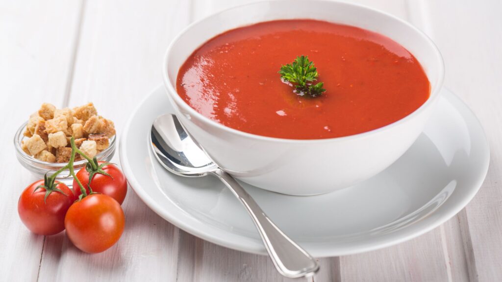 Tomatoes vegetable soup 