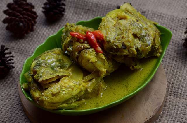 Thai fish head soup